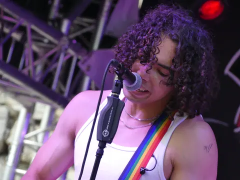 LAST RAINBOW en concert